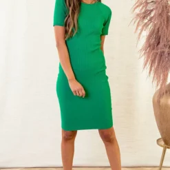 Aansluitende Ribstof Jurk Demi Bright Green -Mooie Stijl Verkoop Aansluitende Ribstof Jurk Demi Bright Green 2 586x900 1