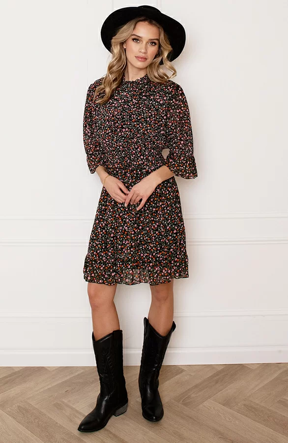 Bloemenprint Ruches Jurk Fenna 4 Bloemenprint Ruches Jurk Fenna - Afbeelding 4