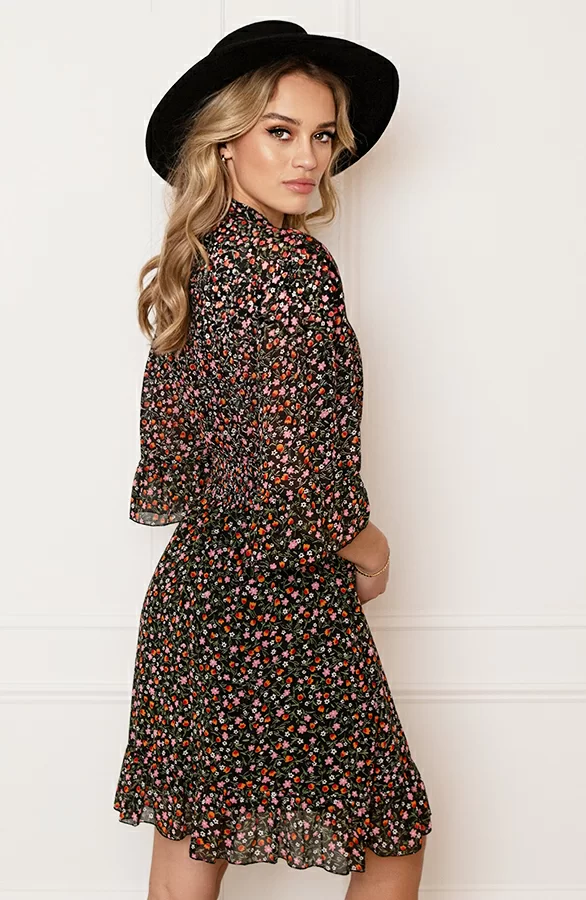 Bloemenprint Ruches Jurk Fenna 2 Bloemenprint Ruches Jurk Fenna - Afbeelding 2