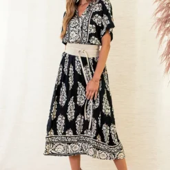 Blouse Jurk Met Print Jasmine Zwart -Mooie Stijl Verkoop Blouse Jurk Met Print Jasmine Zwart 5 586x900 2