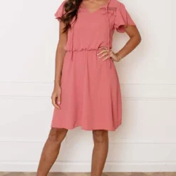 Detailed Strik Jurk Kensi Dust Roze 14 Detailed Strik Jurk Kensi Dust Roze -Mooie Stijl Verkoop Detailed Strik Jurk Kensi Dust Roze 3 586x900 1