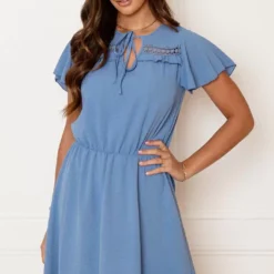 Detailed Strik Jurk Kensi Jeansblauw