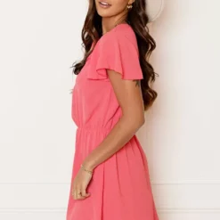 Detailed Strik Jurk Kensi Koraal -Mooie Stijl Verkoop Detailed Strik Jurk Kensi Koraal 6 586x900 1