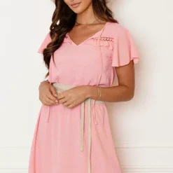 Detailed Strik Jurk Kensi Soft Pink -Mooie Stijl Verkoop Detailed Strik Jurk Kensi Soft Pink 1 586x900 2