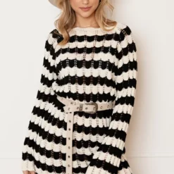 Gehaakte Wavy Jurk Maura Zwart Ecru