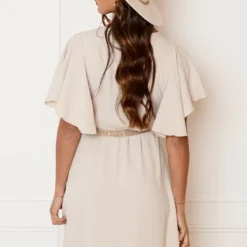 Jurk Nikkie Beige 2.0 -Mooie Stijl Verkoop Jurk Nikkie Beige 2 5 1 586x900 1