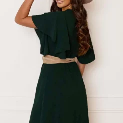 Jurk Nikkie Smaragd 2.0 -Mooie Stijl Verkoop Jurk Nikkie Smaragd 2 6 586x900 1