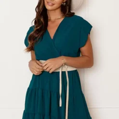 Laagjes Jurk Lexy Petrol -Mooie Stijl Verkoop Laagjes Jurk Lexy Petrol 3 1 586x900 2