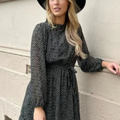 Limited Print Jurk Yade Army 10 Limited Print Jurk Yade Army -Mooie Stijl Verkoop Limited Print Jurk Yade Army2 586x900 1