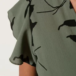 Midi Jurk Bloemen Jenny Army Zwart -Mooie Stijl Verkoop Midi Jurk Bloemen Jenny Army Zwart 6 586x900 1