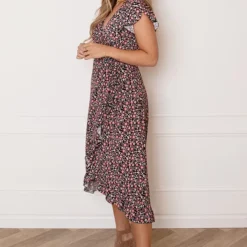 Midi Jurk Bloemenprint Jenny Zwart Koraal 14 Midi Jurk Bloemenprint Jenny Zwart Koraal -Mooie Stijl Verkoop Midi Jurk Bloemenprint Jenny Zwart Koraal 5 586x900 1