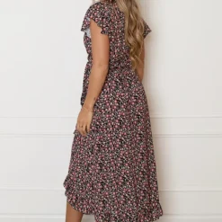 Midi Jurk Bloemenprint Jenny Zwart Koraal 15 Midi Jurk Bloemenprint Jenny Zwart Koraal -Mooie Stijl Verkoop Midi Jurk Bloemenprint Jenny Zwart Koraal1 586x900 1