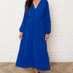 Midi Jurk Met Zakken Leah Kobalt 12 Midi Jurk Met Zakken Leah Kobalt -Mooie Stijl Verkoop Midi Jurk Met Zakken Leah Kobalt 1 586x900 1