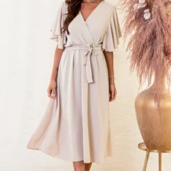 Midi Jurk Nikkie Beige -Mooie Stijl Verkoop Midi Jurk Nikkie Beige 2 586x900 1