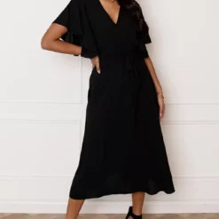 Midi Jurk Nikkie Zwart 17 Midi Jurk Nikkie Zwart -Mooie Stijl Verkoop Midi Jurk Nikkie Zwart 9 586x900 1