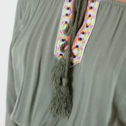 Offshoulder Jurk Laila Army -Mooie Stijl Verkoop Offshoulder Jurk Laila Army close 586x900 1