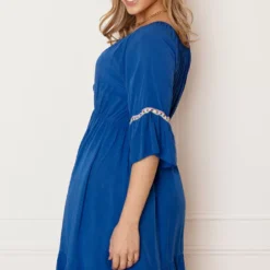 Offshoulder Jurk Laila Kobalt -Mooie Stijl Verkoop Offshoulder Jurk Laila Kobalt 2 586x900 1