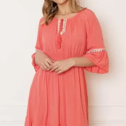 Offshoulder Jurk Laila Koraal