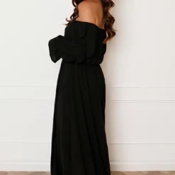 Offshoulder Jurk Met Split Bibi Zwart -Mooie Stijl Verkoop Offshoulder Jurk Met Split Bibi Zwart 5 586x900 1