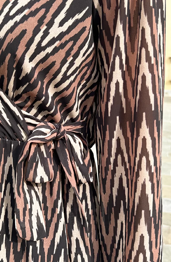 Print Strik Jurk Vivian Choco 5 Print Strik Jurk Vivian Choco - Afbeelding 5