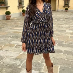 Print Strik Jurk Vivian Kobalt -Mooie Stijl Verkoop Print Strik jurk Vivian Kobalt 2 586x900 1