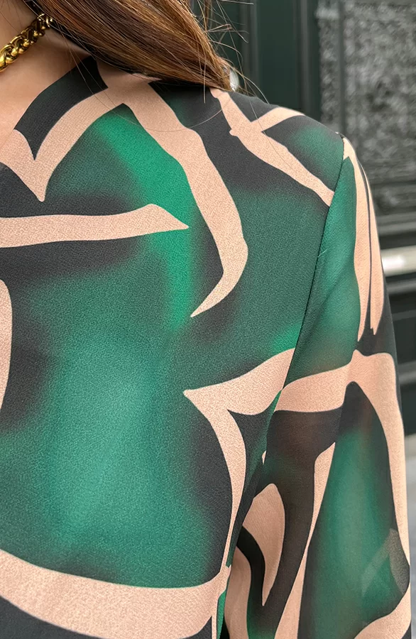 Print V-hals Jurk Lauren Smaragd Goud 6 Print V-hals Jurk Lauren Smaragd Goud - Afbeelding 6