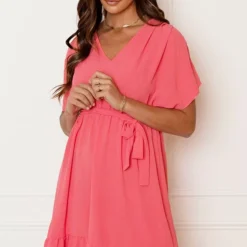 Deal Ruches Jurk Mandy -Mooie Stijl Verkoop Ruches Jurk Mandy Koraal 3 586x900 2