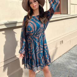 Ruches Print Jurk Rosan Petrol Bruin -Mooie Stijl Verkoop Ruches Print Jurk Rosan Petrol Bruin 5 586x900 2 scaled