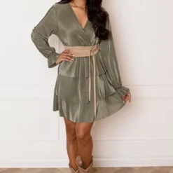 Silky Ribstof Jurk Evy Army -Mooie Stijl Verkoop Silky Ribstof Jurk Evy Army 4 586x900 1