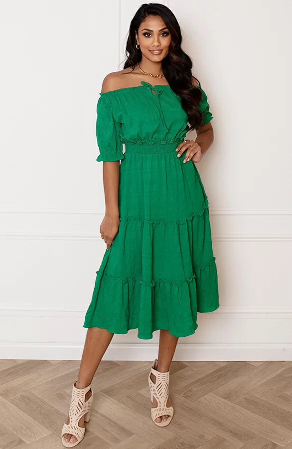 Smocked Offshoulder Jurk Sophia Bright Green 1 Smocked Offshoulder Jurk Sophia Bright Green