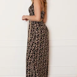 Spaghetti Jurk Jacky Camel Zwart -Mooie Stijl Verkoop Spaghetti Jurk Jacky Camel Zwart 2 586x900 1