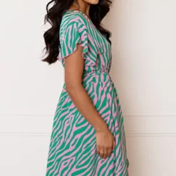 Strik Jurk Zebraprint Jade Groen Roze 10 Strik Jurk Zebraprint Jade Groen Roze -Mooie Stijl Verkoop Strik Jurk Zebraprint Jade Groen Roze 2 586x900 1