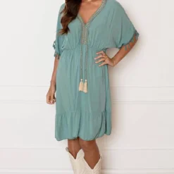 V-hals Lurex Jurk Maris Dust Mint -Mooie Stijl Verkoop V HALS LUREX JURK MARIS DUST MINT 2 586x900 1