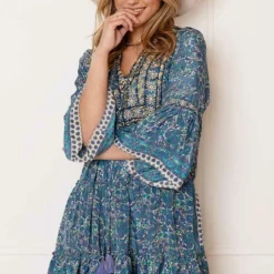 V-hals Detailed Paisley Jurk Dilara Blauw -Mooie Stijl Verkoop V hals Detailed Paisley Jurk Dilara Blauw 6 586x900 1