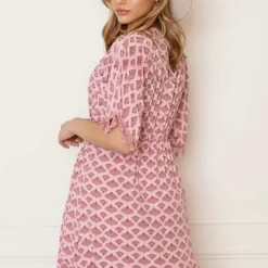 V-hals Lurex Jurk Print Maris Dust Pink -Mooie Stijl Verkoop V hals Lurex Jurk Print Maris Dust Pink 6 586x900 1