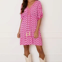 V-hals Lurex Jurk Print Maris Fuchsia -Mooie Stijl Verkoop V hals Lurex Jurk Print Maris Fuchsia 4 586x900 1