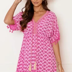 V-hals Lurex Jurk Print Maris Fuchsia -Mooie Stijl Verkoop V hals Lurex Jurk Print Maris Fuchsia 7 586x900 1