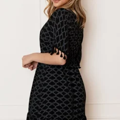 V-hals Lurex Jurk Print Maris Zwart -Mooie Stijl Verkoop V hals Lurex Jurk Print Maris Zwart 6 586x900 1