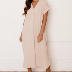 V-hals Midi Jurk Lilly Beige -Mooie Stijl Verkoop V hals Midi Jurk Lilly Beige 4 586x900 2