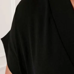 V-hals Midi Jurk Lilly Zwart -Mooie Stijl Verkoop V hals Midi Jurk Lilly Zwart 586x900 1